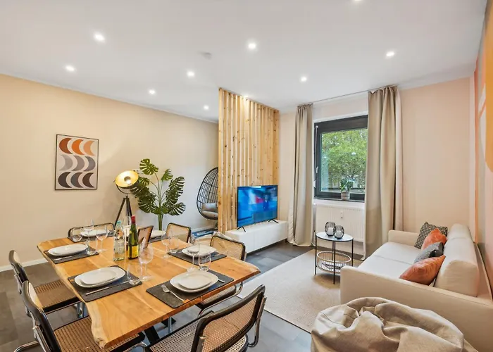Maremar - Design Im Zentrum - 2 Schlafzimmer - Luxus Boxspringbetten - Kueche - Arbeitsplaetze & Highspeed Wlan - Balkon *